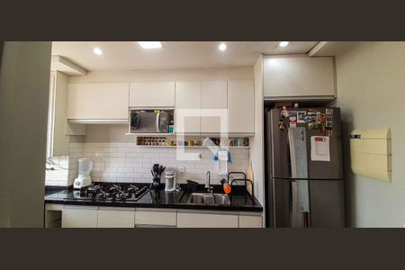 Cozinha de apartamento à venda com 2 quartos, 48m² em Piratininga, Osasco