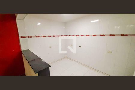 Cozinha de casa à venda com 4 quartos, 75m² em Km 18, Osasco