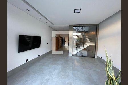 Foto 03 de casa à venda com 3 quartos, 230m² em Paraíso do Morumbi, São Paulo