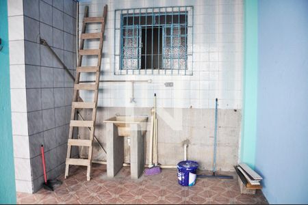 Casa para alugar com 50m², 2 quartos e 1 vaga Área de Serviço