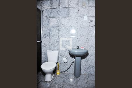 Casa para alugar com 50m², 2 quartos e 1 vaga Banheiro Social