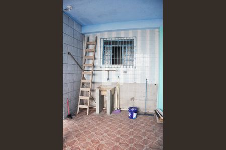 Casa para alugar com 50m², 2 quartos e 1 vaga Área de Serviço