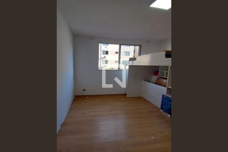 Quarto 2 de apartamento para alugar com 2 quartos, 60m² em Roçado, São José