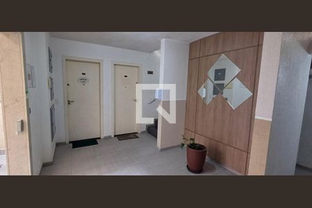 Hall de entrada bloco de apartamento para alugar com 2 quartos, 60m² em Roçado, São José