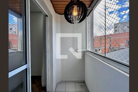 Sacada de apartamento para alugar com 2 quartos, 54m² em Vila das Belezas, São Paulo