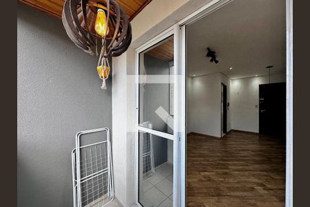 Sacada de apartamento para alugar com 2 quartos, 54m² em Vila das Belezas, São Paulo