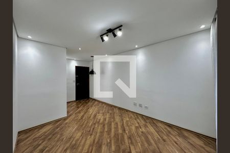 Sala de apartamento para alugar com 2 quartos, 54m² em Vila das Belezas, São Paulo
