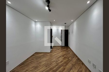 Sala de apartamento para alugar com 2 quartos, 54m² em Vila das Belezas, São Paulo