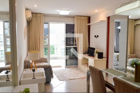 Sala de apartamento à venda com 2 quartos, 69m² em Jacarepaguá, Rio de Janeiro