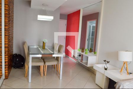 Sala de apartamento à venda com 2 quartos, 69m² em Jacarepaguá, Rio de Janeiro