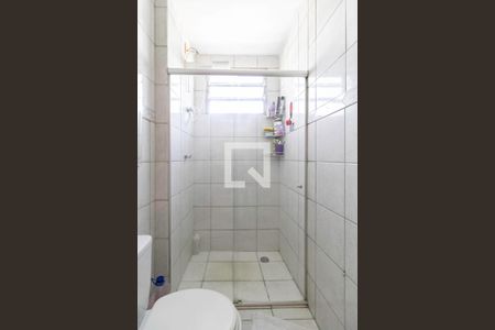 Banheiro social de apartamento à venda com 3 quartos, 72m² em Liberdade, Belo Horizonte