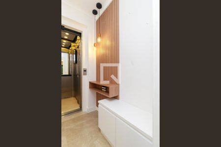 Hall Privativo de apartamento à venda com 3 quartos, 136m² em Brooklin, São Paulo