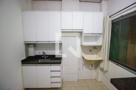 Cozinha de apartamento para alugar com 1 quarto, 32m² em Setor Habitacional Vicente Pires (taguatinga), Brasília
