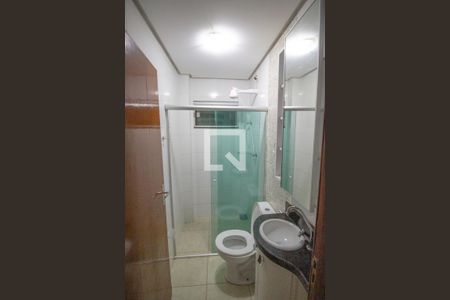 Banheiro de apartamento para alugar com 1 quarto, 32m² em Setor Habitacional Vicente Pires (taguatinga), Brasília