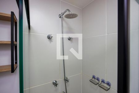 Banheiro de kitnet/studio à venda com 0 quarto, 20m² em Jardim das Acacias, São Paulo