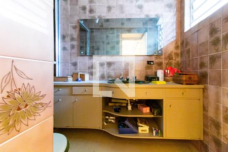 Casa à venda com 300m², 4 quartos e sem vagaBanheiro da Suíte 3