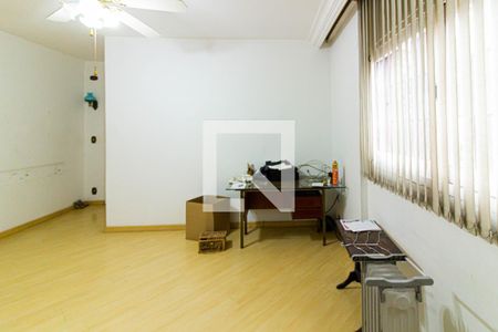 Casa à venda com 300m², 4 quartos e sem vagaSuíte 1