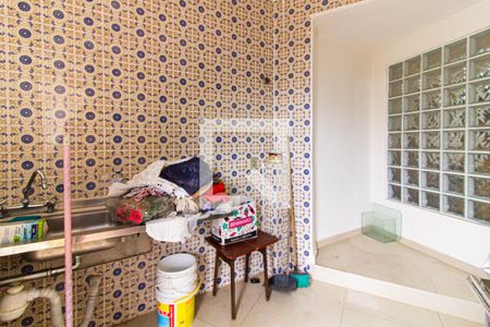 Casa à venda com 300m², 4 quartos e sem vagaÁrea de Serviço