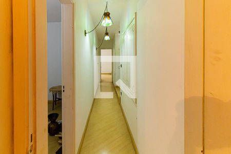 Casa à venda com 300m², 4 quartos e sem vagaCorredor