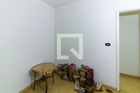 Casa à venda com 300m², 4 quartos e sem vagaQuarto