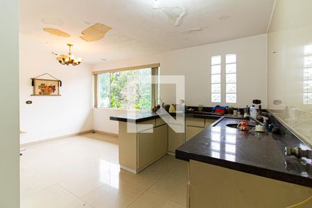 Casa à venda com 300m², 4 quartos e sem vagaCozinha
