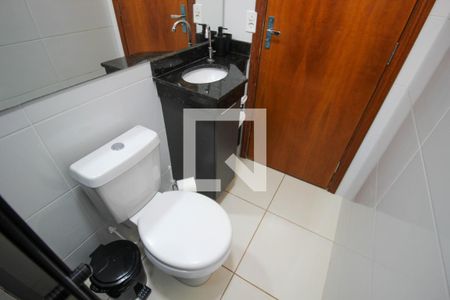 Apartamento para alugar com 47m², 2 quartos e 1 vaga Apartamento para alugar com 47m², 2 quartos e 1 vagaBanheiro