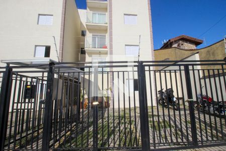 Apartamento para alugar com 47m², 2 quartos e 1 vaga Apartamento para alugar com 47m², 2 quartos e 1 vagaFachada