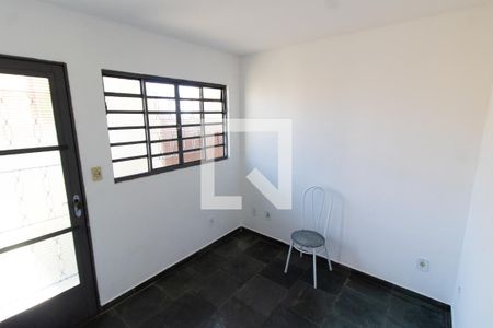Sala de apartamento para alugar com 1 quarto, 45m² em Conjunto Habitacional Vila Santana (sousas), Campinas