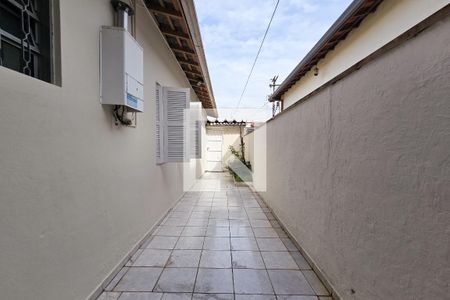 Casa para alugar com 75m², 2 quartos e 3 vagas Casa para alugar com 75m², 2 quartos e 3 vagasQuintal