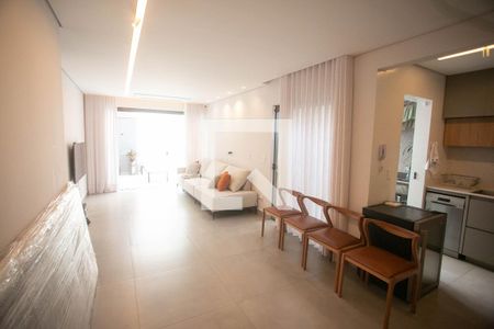 Sala de apartamento à venda com 3 quartos, 140m² em Nova Suíça, Belo Horizonte