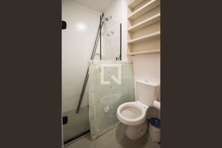 Banheiro de kitnet/studio à venda com 1 quarto, 37m² em Indianópolis, São Paulo