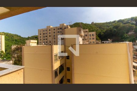 Vista Quarto  de apartamento para alugar com 2 quartos, 72m² em Santa Rosa, Niterói
