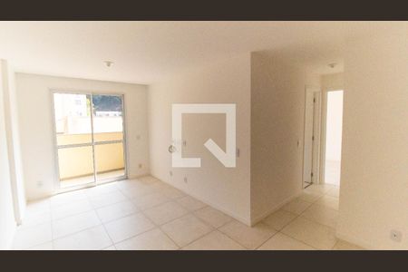 Sala de apartamento para alugar com 2 quartos, 72m² em Santa Rosa, Niterói