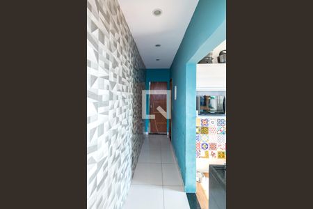 Corredor de casa para alugar com 1 quarto, 120m² em Irajá, Rio de Janeiro