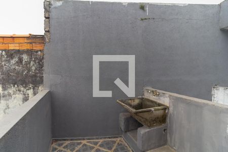 Área de Serviço de casa para alugar com 2 quartos, 120m² em Jardim Rodolfo Pirani, São Paulo