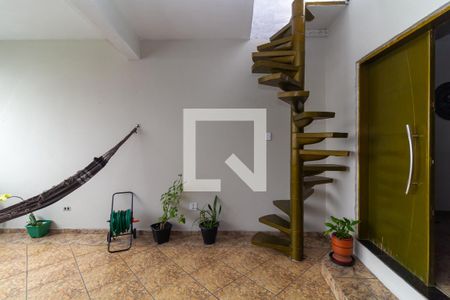 Varanda de casa para alugar com 2 quartos, 120m² em Jardim Rodolfo Pirani, São Paulo