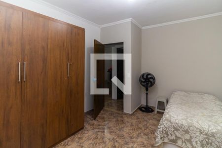 Quarto 1 de casa para alugar com 2 quartos, 120m² em Jardim Rodolfo Pirani, São Paulo