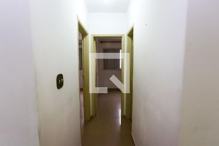 Corredor de apartamento para alugar com 2 quartos, 70m² em Chácara Agrindus, Taboão da Serra