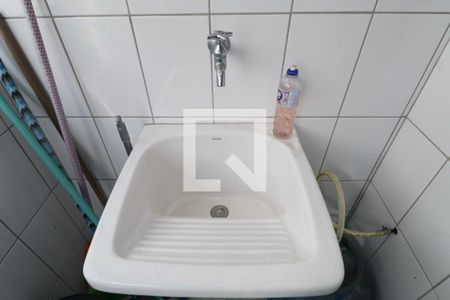 Área de Serviço de apartamento para alugar com 2 quartos, 68m² em Barra Funda, Guarujá