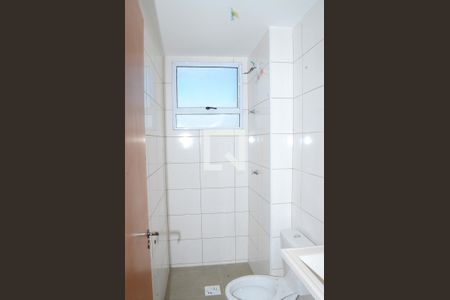 Banheiro de apartamento para alugar com 2 quartos, 41m² em São Gabriel, Belo Horizonte