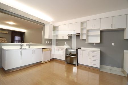Cozinha de casa de condomínio para alugar com 4 quartos, 316m² em Nova Uberlândia, Uberlândia