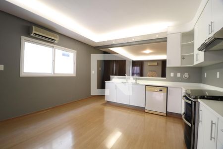 Cozinha de casa de condomínio para alugar com 4 quartos, 316m² em Nova Uberlândia, Uberlândia