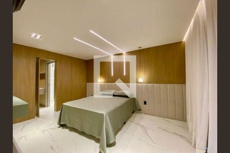 Casa à venda com 5 quartos, 446m² em Camboinhas, Niterói