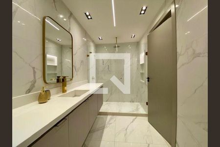 Casa à venda com 5 quartos, 446m² em Camboinhas, Niterói