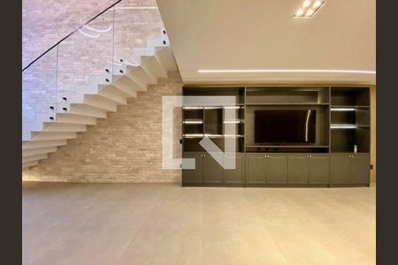 Casa à venda com 5 quartos, 446m² em Camboinhas, Niterói