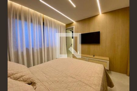 Casa à venda com 5 quartos, 446m² em Camboinhas, Niterói