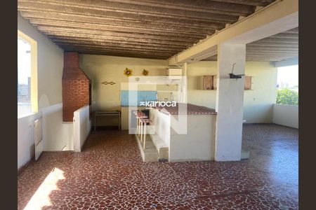 Casa à venda com 3 quartos, 216m² em Vista Alegre, Rio de Janeiro