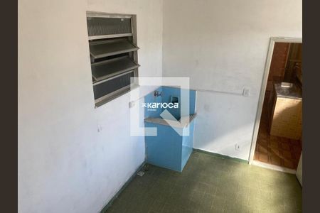 Casa à venda com 3 quartos, 216m² em Vista Alegre, Rio de Janeiro