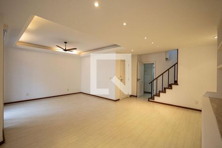Apartamento à venda com 3 quartos, 206m² em Icaraí, Niterói