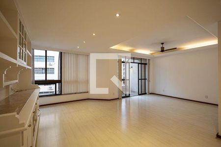 Apartamento à venda com 3 quartos, 206m² em Icaraí, Niterói